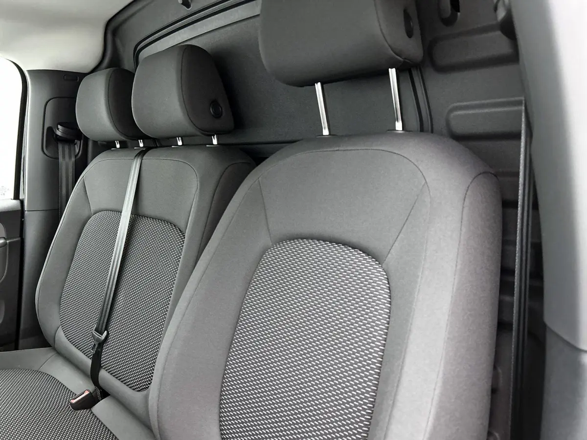 Economy Limited Edition 190PK | Navigatie | Airco | Trekhaak | Multifunctioneel stuur | Adaptive cruise control | Achteruitrijcamera | DAB+ |