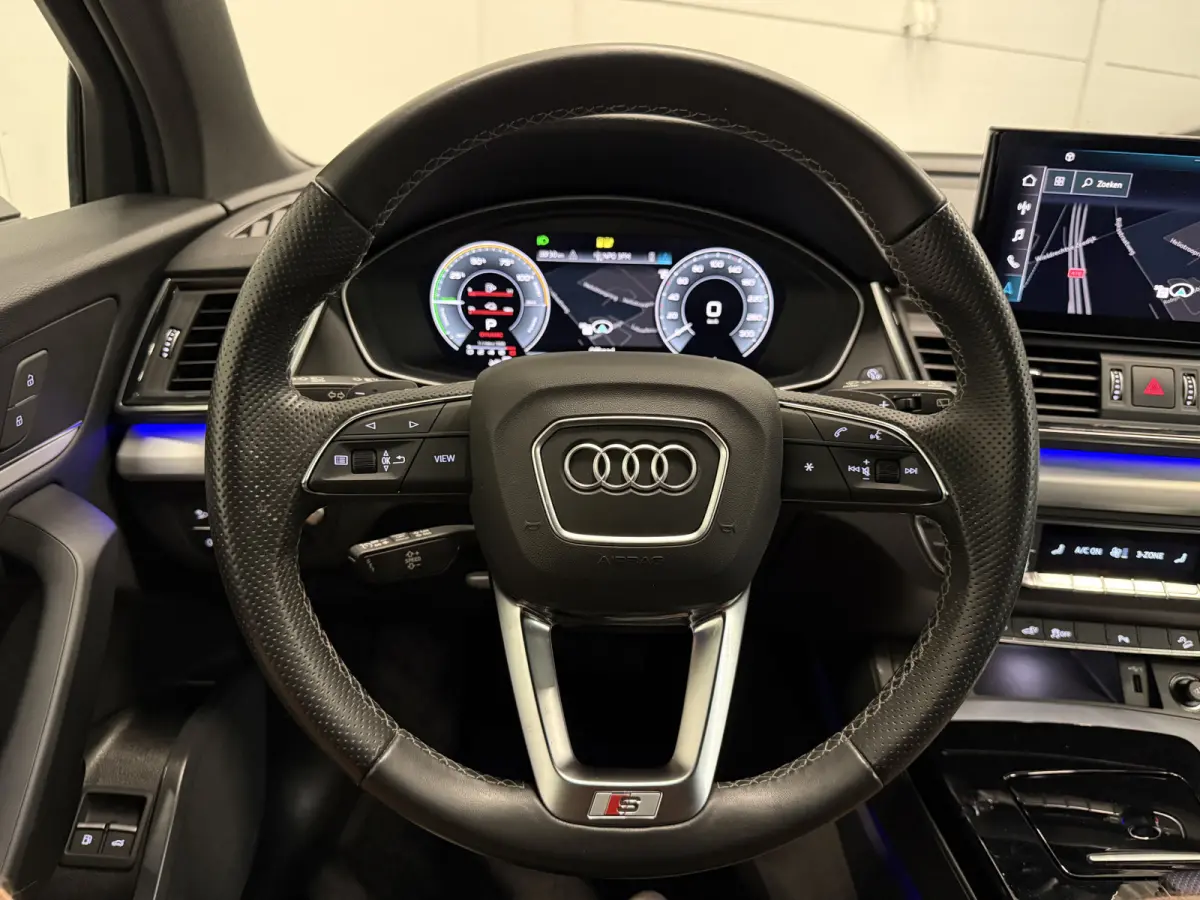 55 TFSI e quattro S-Line BLACK RS-LEER/HEAD-UP/TREKHAAK/20"/CAMERA/SOH 90%/SFEER/CARPLAY/MATRIX/KEYLESS/BLACK-OPTIC PLUS/3X S-LINE/AUDI DEALER HISTORIE