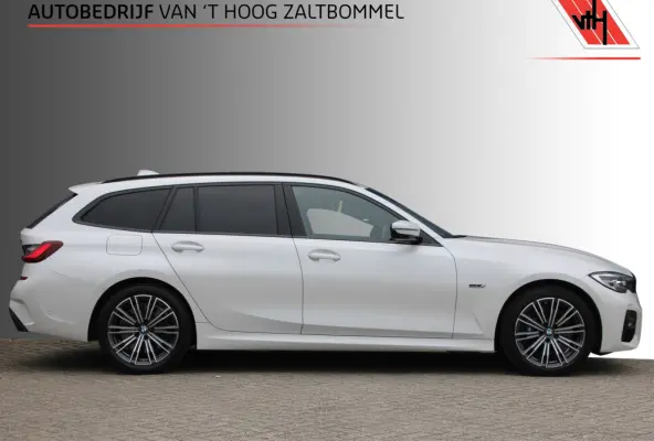330e High Executive M-SPORT SHADOW PANORAMADAK MEMORY 360-CAMERA KEY-LESS CARPLAY TREKHAAK