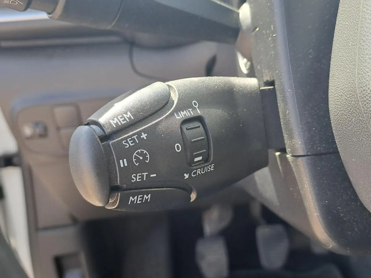 1.2 PureTech Feel