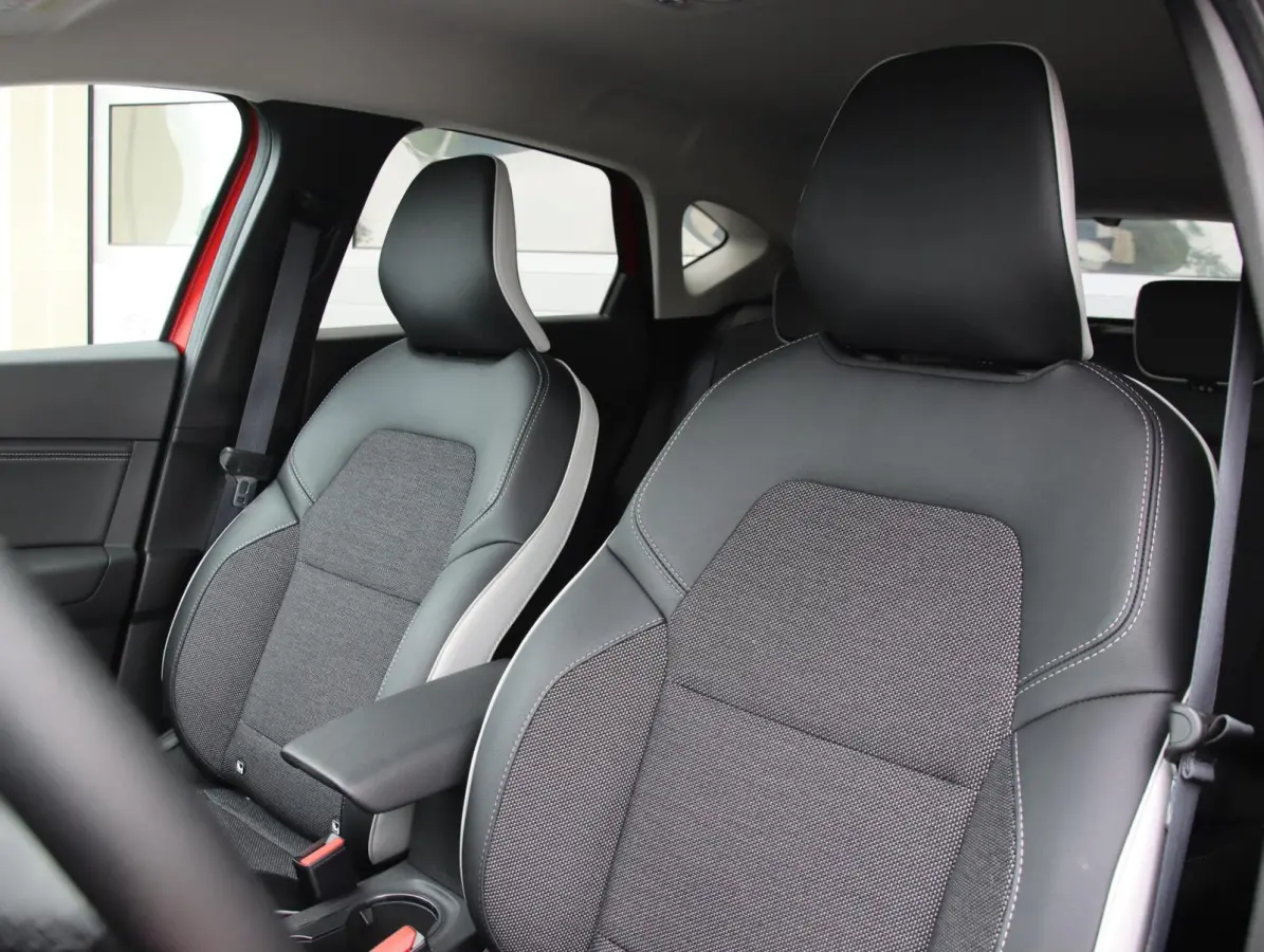1.6 E-Tech full hybrid 145 techno | Uniek!! slechts 6619KM gereden!!