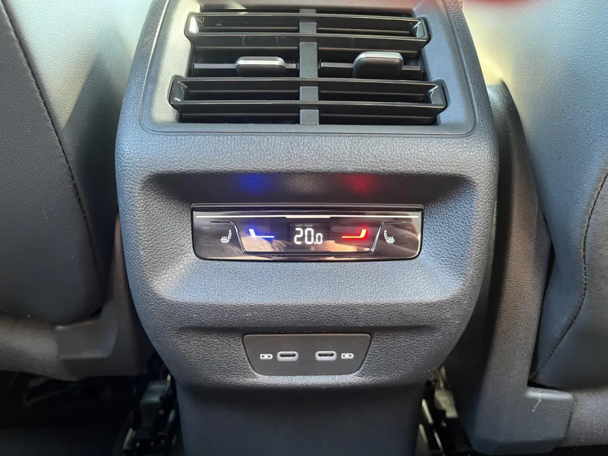 1.5 eHybrid Elegance | PHEV | 204Pk | Trekhaak | Pano Dak | A.camera | | HUD |  5J fabrieksgarantie! |