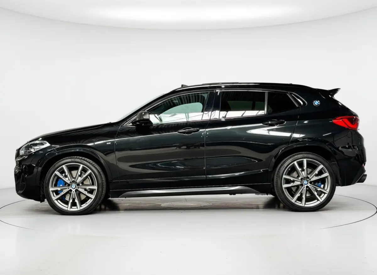 M35i High Executive Pano H&K Cruise Navi Alcantara