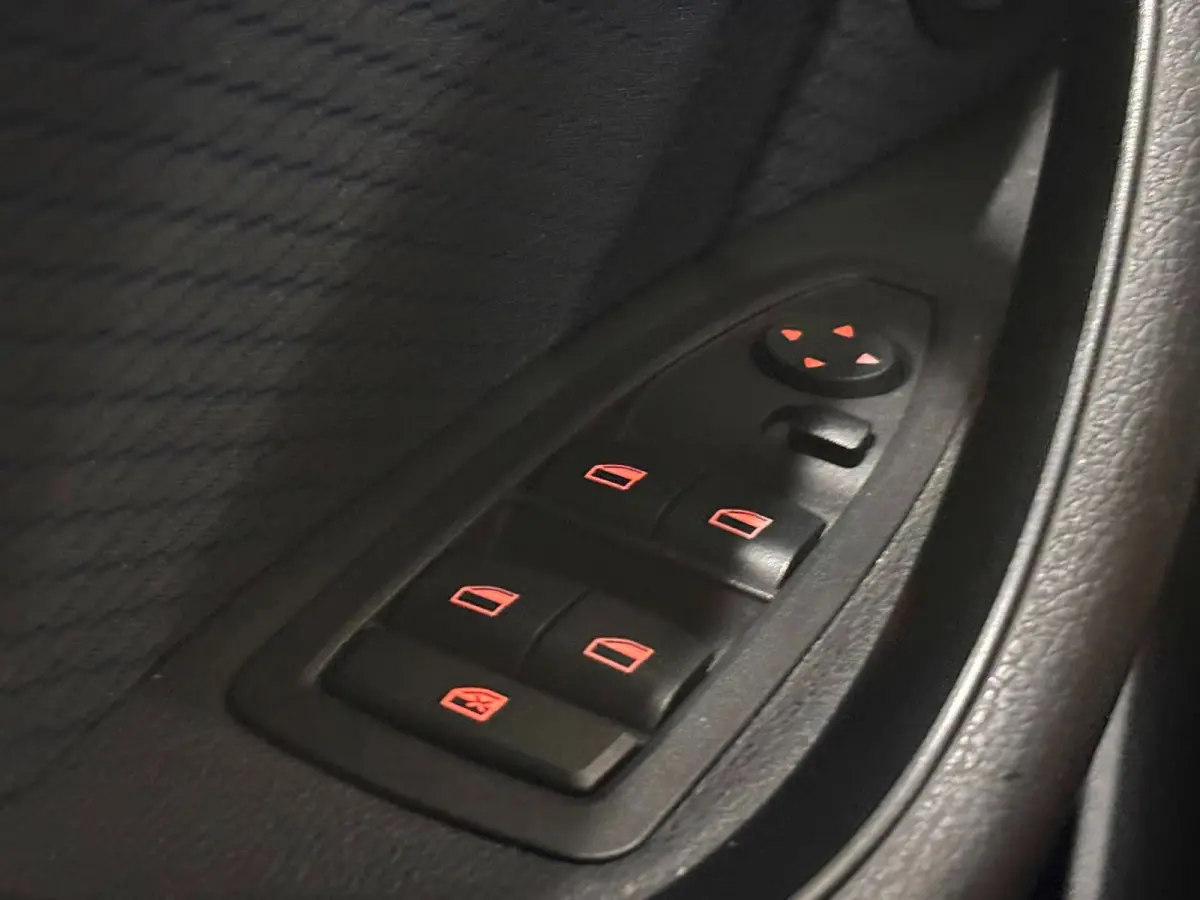 M35i High Executive Pano H&K Cruise Navi Alcantara