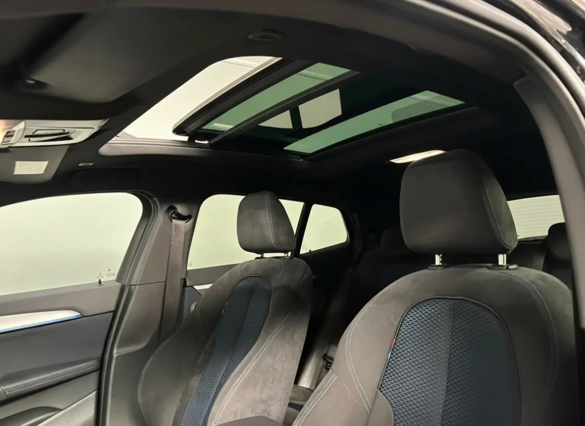M35i High Executive Pano H&K Cruise Navi Alcantara