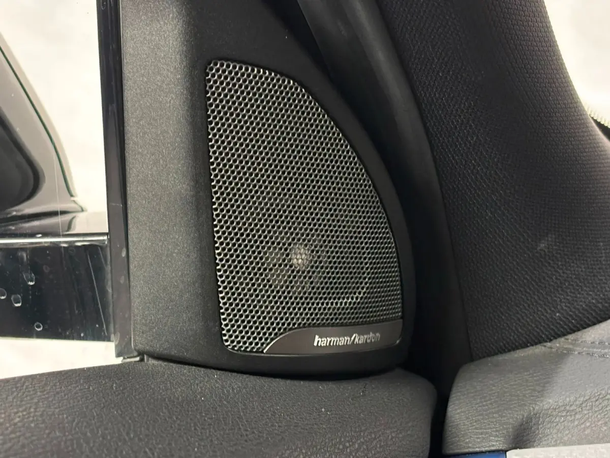 M35i High Executive Pano H&K Cruise Navi Alcantara