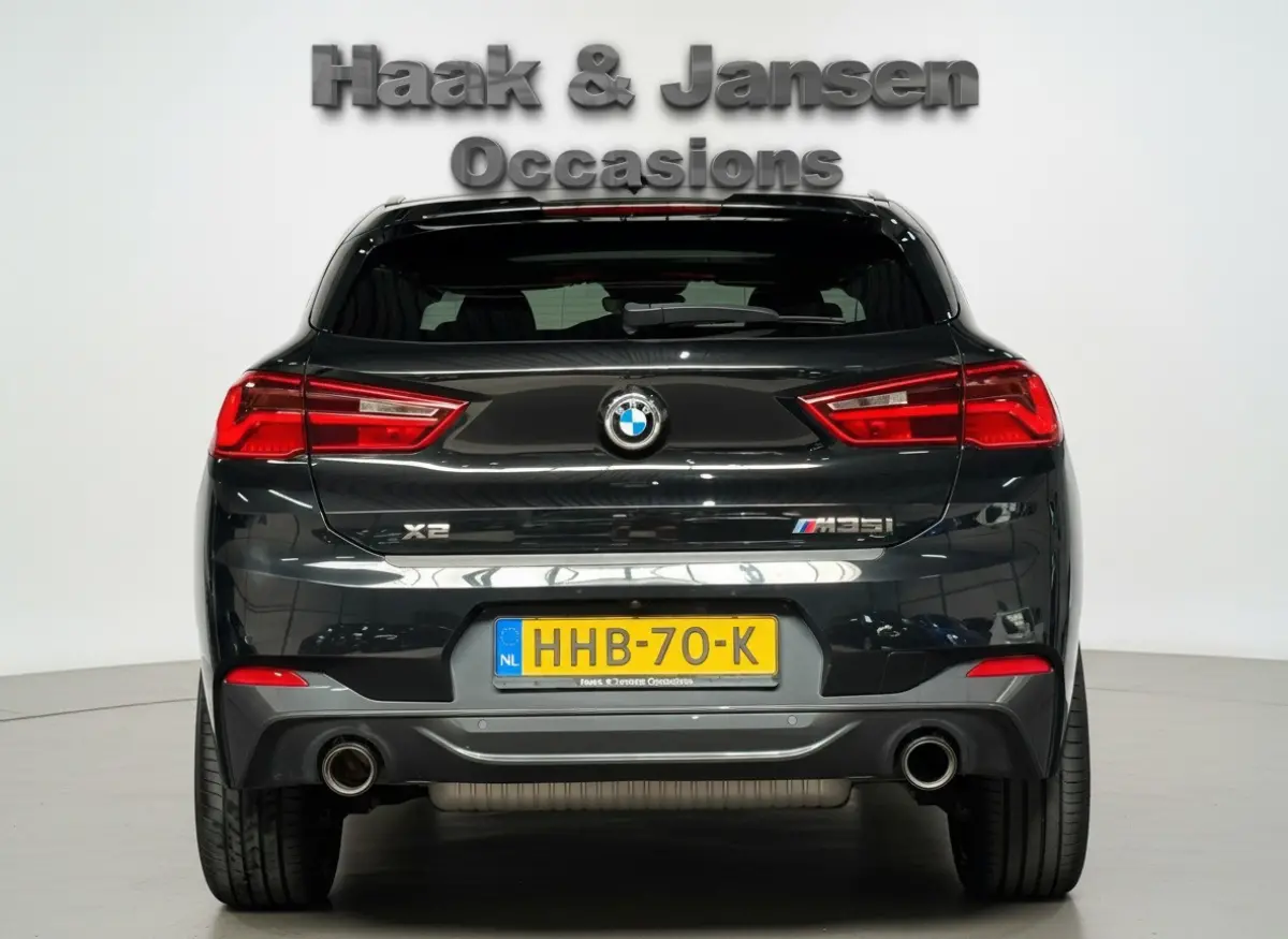 M35i High Executive Pano H&K Cruise Navi Alcantara