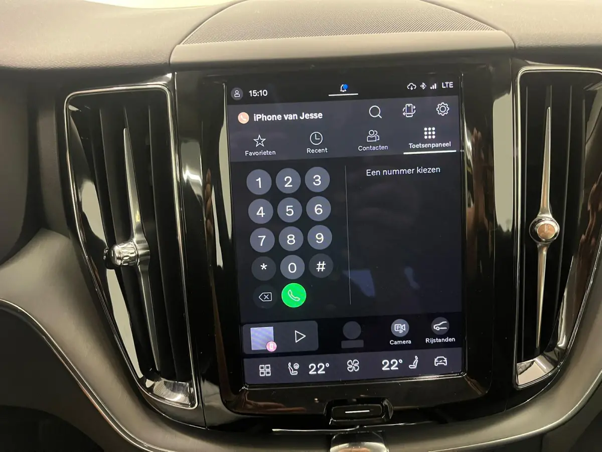 2.0 T6 Plug-in hybrid AWD Core Bright DEMO! Panoramadak Airco ECC PDC VA+Camera Full LED Elektrische achterklep Cruise Control Winter Pack