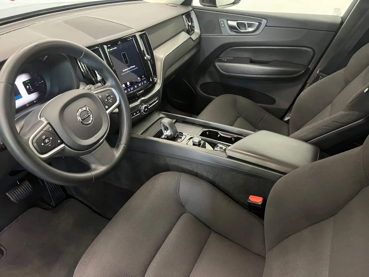 2.0 T6 Plug-in hybrid AWD Core Bright DEMO! Panoramadak Airco ECC PDC VA+Camera Full LED Elektrische achterklep Cruise Control Winter Pack