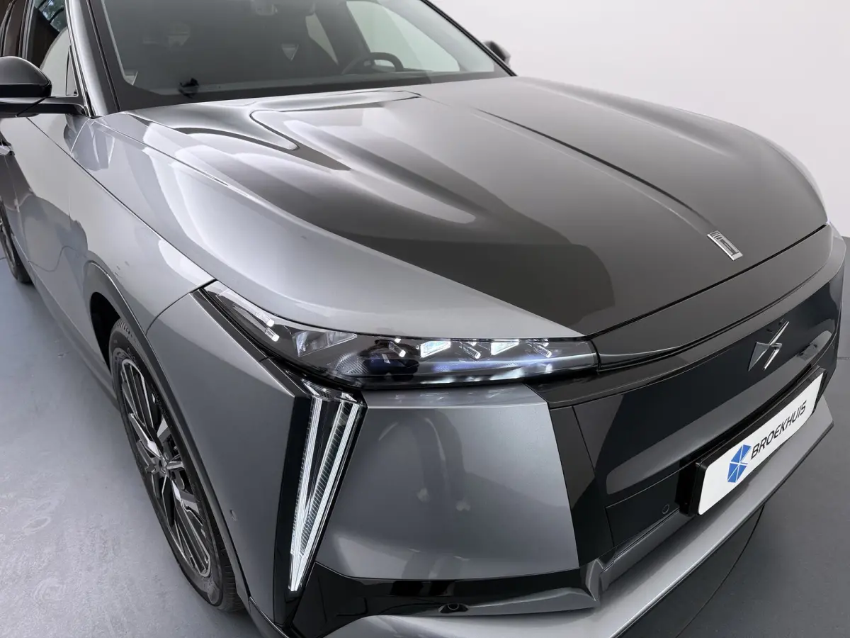 Pallas Black Edition | Proximity Keyless Entry