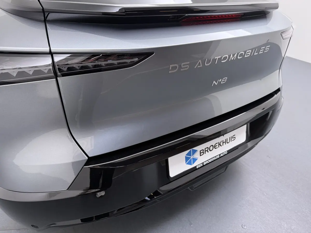 Pallas Black Edition | Proximity Keyless Entry