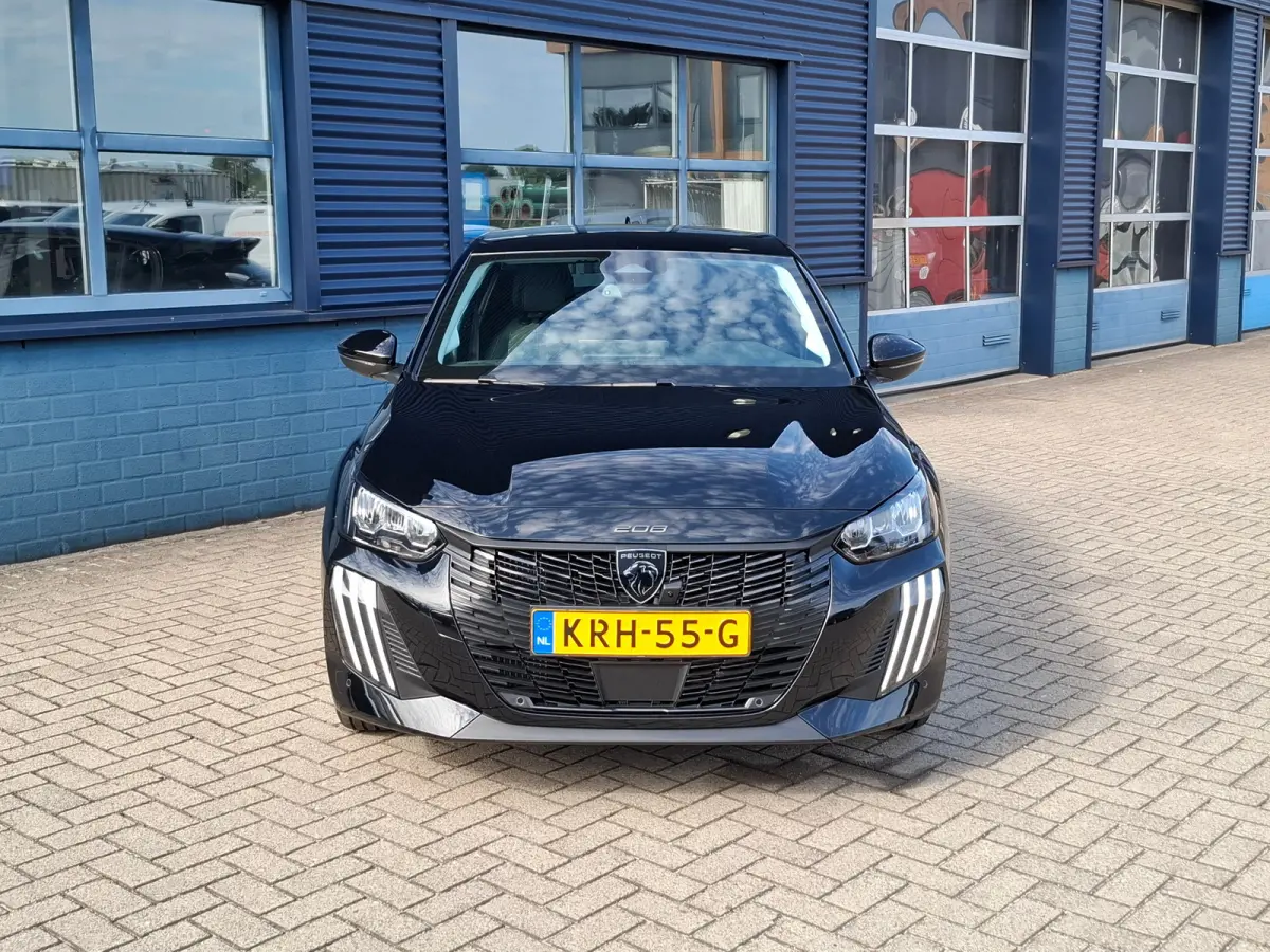 Allure | Elektrische parkeerrem | Extra getinte achterste zijruiten en achterruit | Extra getinte achterste zijruiten en achterruit