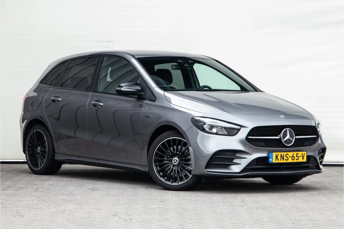250 e AMG Night Edition, Widescreen, Trekhaak, Camera, Hybride