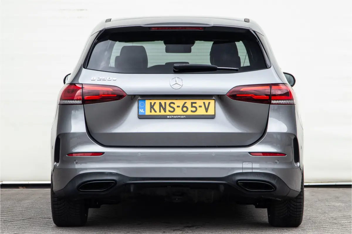 250 e AMG Night Edition, Widescreen, Trekhaak, Camera, Hybride