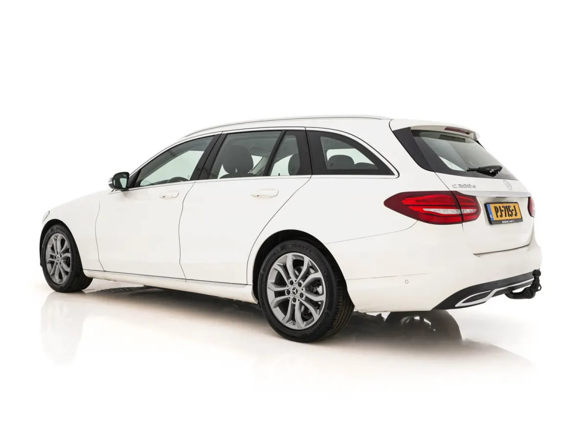 200 CDI Business Solution Aut. *FULL-LED | LEATHER-FABRIC |  NAVI-FULLMAP | CAMERA | HEATED-SPORTSEATS | SHIFTPADDLES | CRUISE | KEYLESS | TOWBAR | 17''ALU*