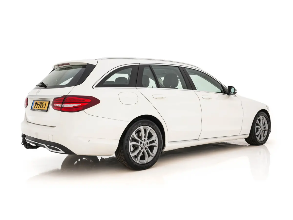 200 CDI Business Solution Aut. *FULL-LED | LEATHER-FABRIC |  NAVI-FULLMAP | CAMERA | HEATED-SPORTSEATS | SHIFTPADDLES | CRUISE | KEYLESS | TOWBAR | 17''ALU*