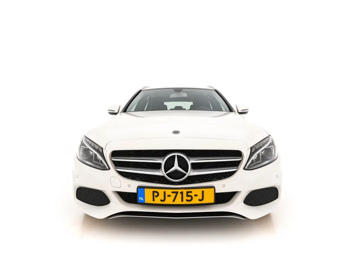 200 CDI Business Solution Aut. *FULL-LED | LEATHER-FABRIC |  NAVI-FULLMAP | CAMERA | HEATED-SPORTSEATS | SHIFTPADDLES | CRUISE | KEYLESS | TOWBAR | 17''ALU*