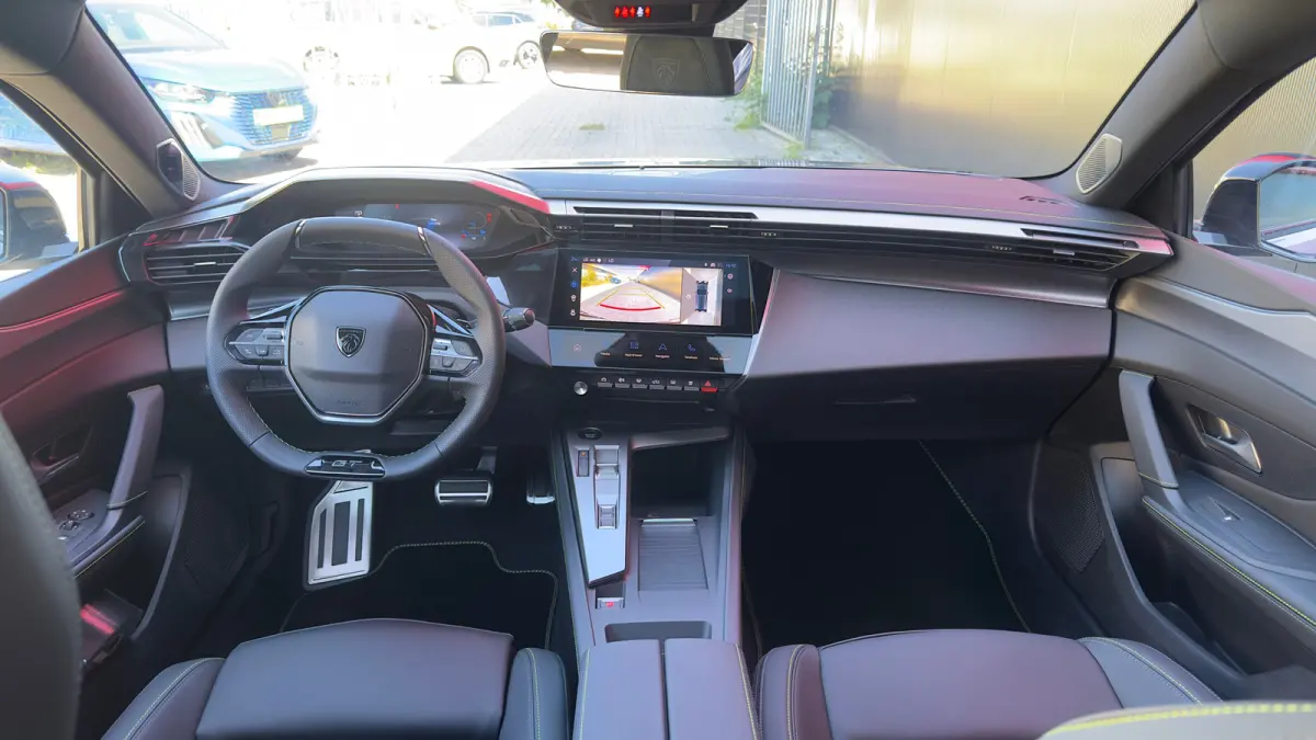GT | Bekleding Alcantara/kunstleder | Driver Sport Pack | Elektrische parkeerrem