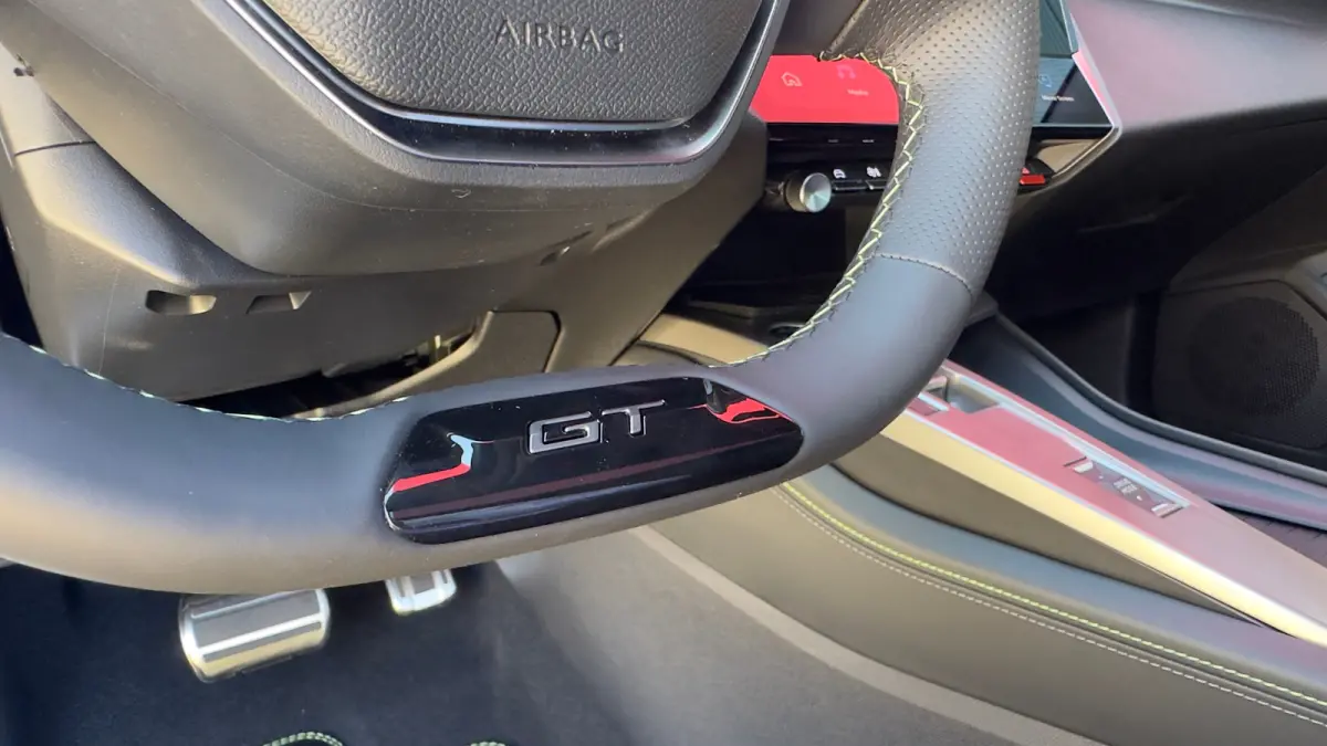 GT | Bekleding Alcantara/kunstleder | Driver Sport Pack | Elektrische parkeerrem