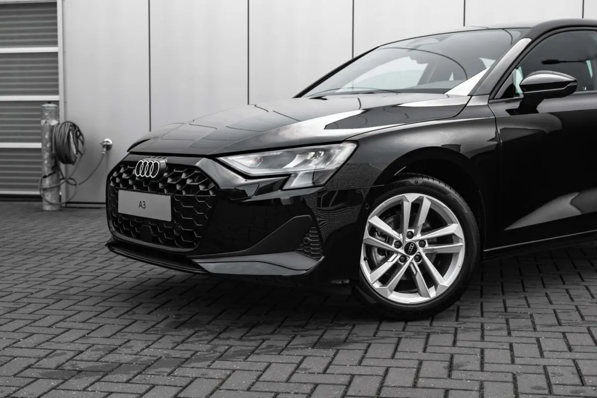 Pro Line | Aluminium optiek in het interieur | Audi virtual cockpit | Cruise control
