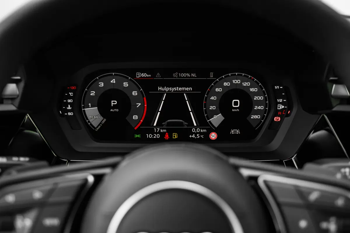 Pro Line | Aluminium optiek in het interieur | Audi virtual cockpit | Cruise control