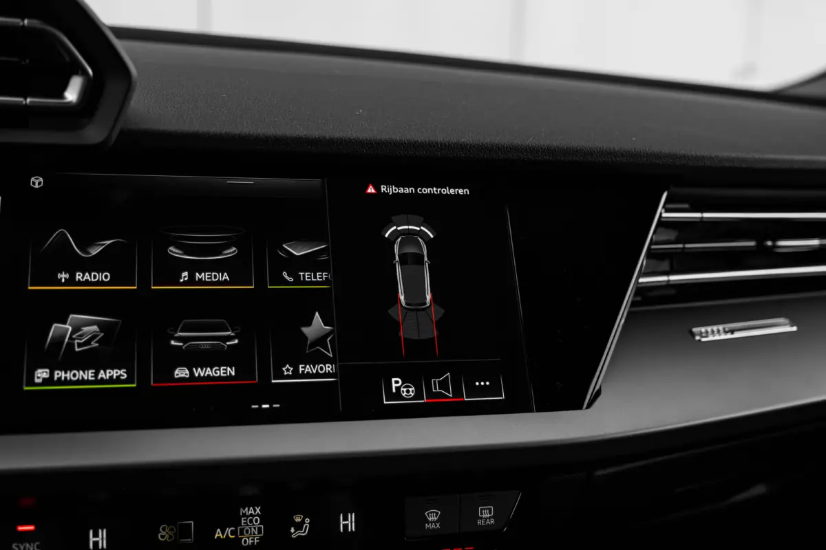 Pro Line | Aluminium optiek in het interieur | Audi virtual cockpit | Cruise control