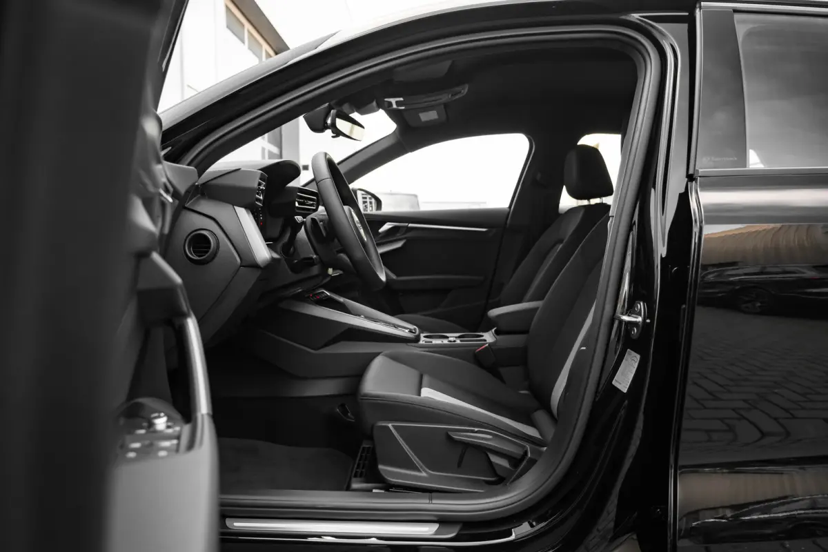 Pro Line | Aluminium optiek in het interieur | Audi virtual cockpit | Cruise control