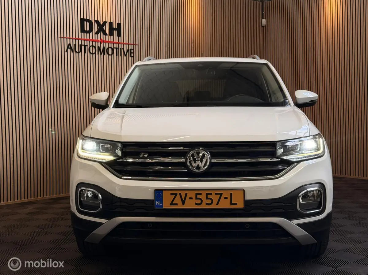 1.0 TSI DSG R-Line BEATS VIRTUAL CARPLAY