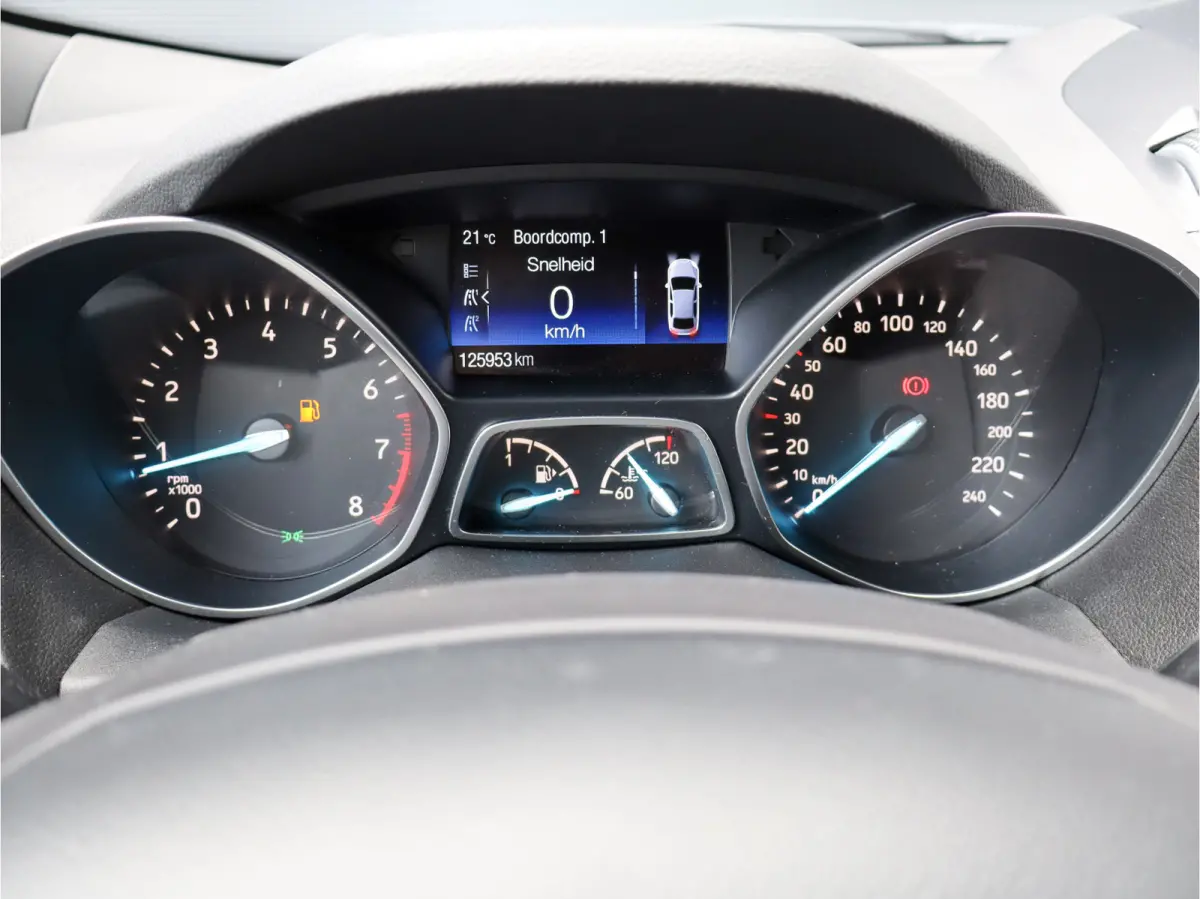 1.5 EcoBoost ST Line Trekhaak 1800kg I ST-line I PDC I Camera I Leer I NL-auto I 18" I trekhaak I Dealer onderhouden I
