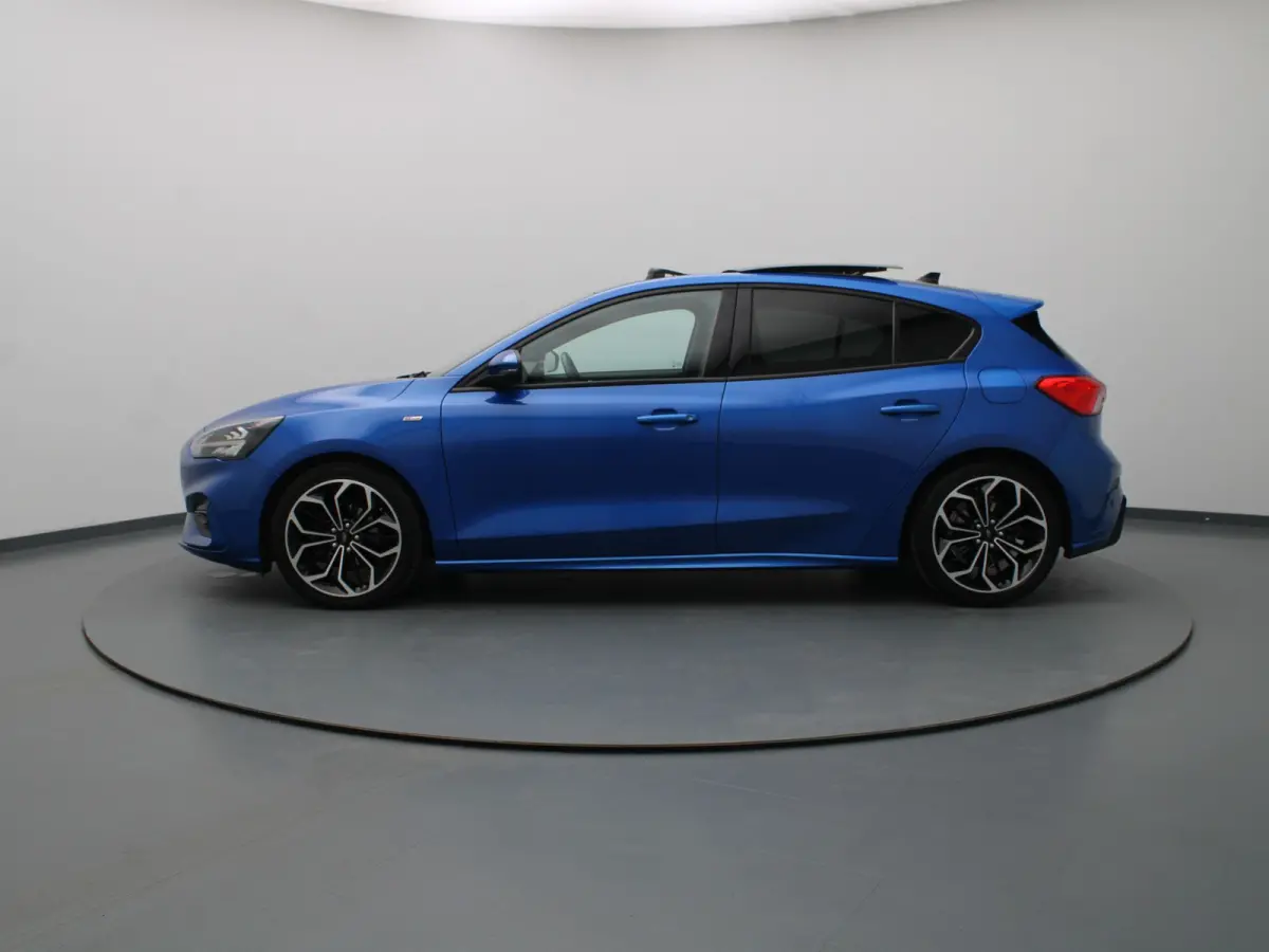EcoBoost ST Line Business 125pk Cruise | Navi | Parkeersens. v+a | Panoramadak
