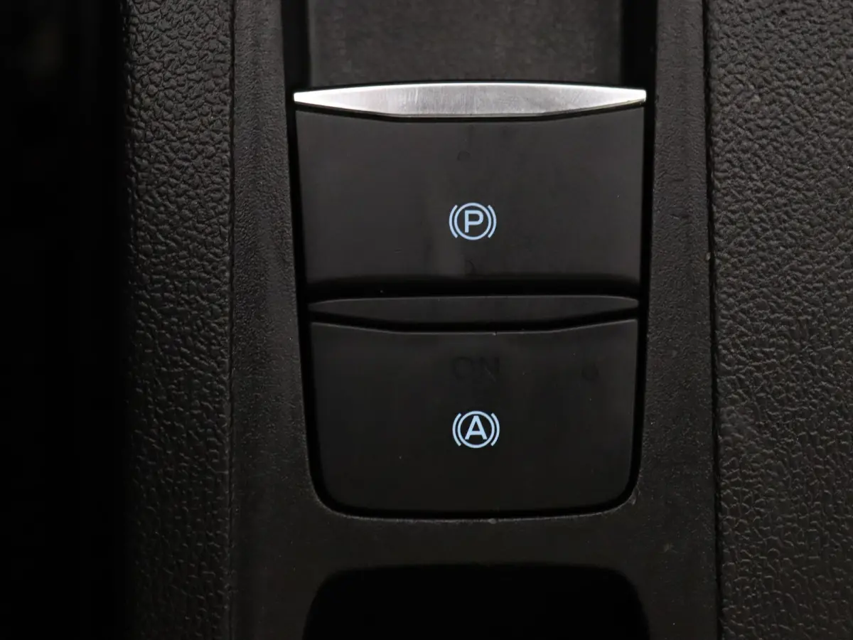 EcoBoost ST Line Business 125pk Cruise | Navi | Parkeersens. v+a | Panoramadak