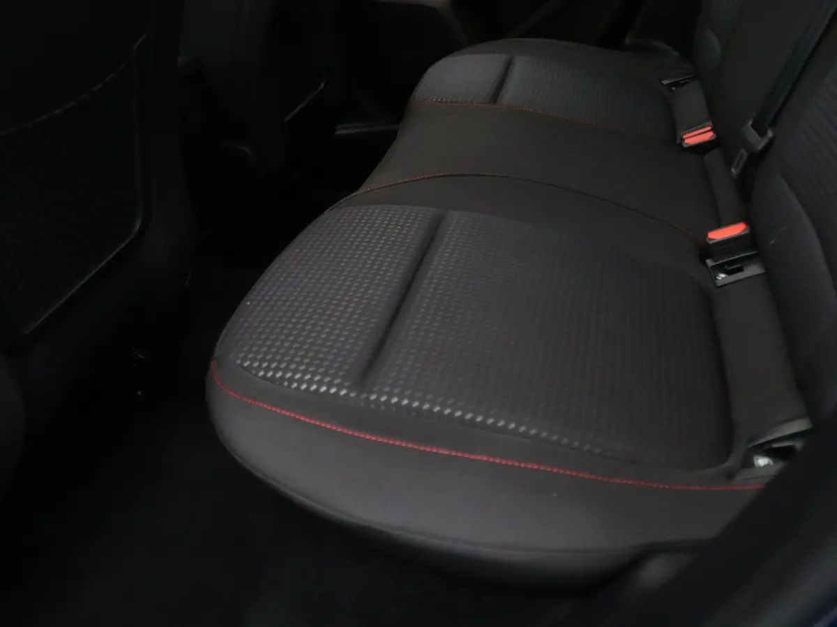 EcoBoost ST Line Business 125pk Cruise | Navi | Parkeersens. v+a | Panoramadak