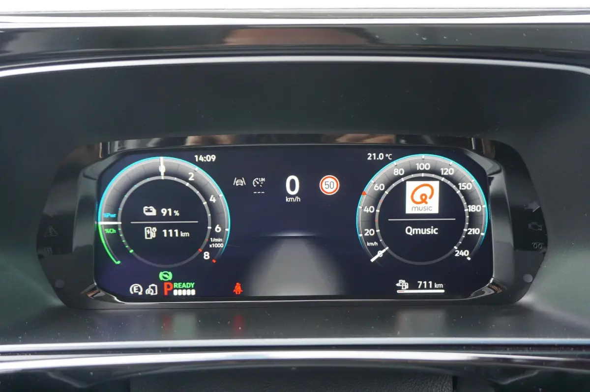 Kombi Maxi 1.5 TSI Hybride 150pk DSG Style | Panoramadak | LED Pakket | Winter Pakket