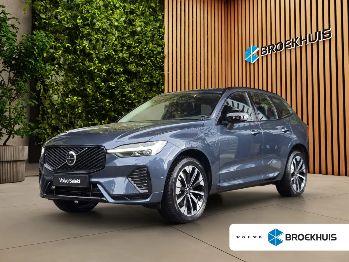 2.0 T6 Plug-in hybrid AWD Ultra Dark | Trekhaak | Facelift | 360cam | Stoel/stuurverwarming
