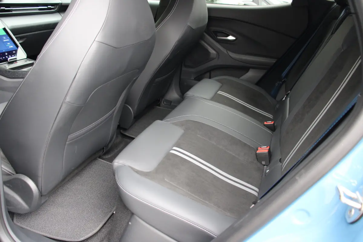 Collection Extended Range RWD 79kWh | DIRECT RIJDEN! | NL-AUTO! | ADAPTIVE CRUISE | DODE HOEK | 360° CAMERA | LANE ASSIST | STOEL + STUURVERWARMING | DEALER OH! | B&O AUDIO