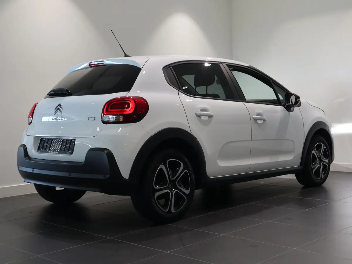 Feel - NAVIGATIE - FULL LED - PARKEERSENSOREN