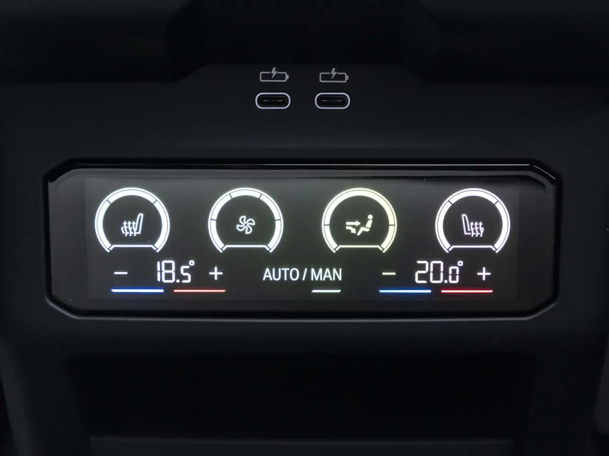 550e xDrive SoH 100% | M Sportpakket Pro | Travel Pack | Comfort Pack | Adaptief onderstel professional | Bowers & Wilkins Audiosysteem |19 inch | Glazen panoramadak | Stoelventilatie | Comf