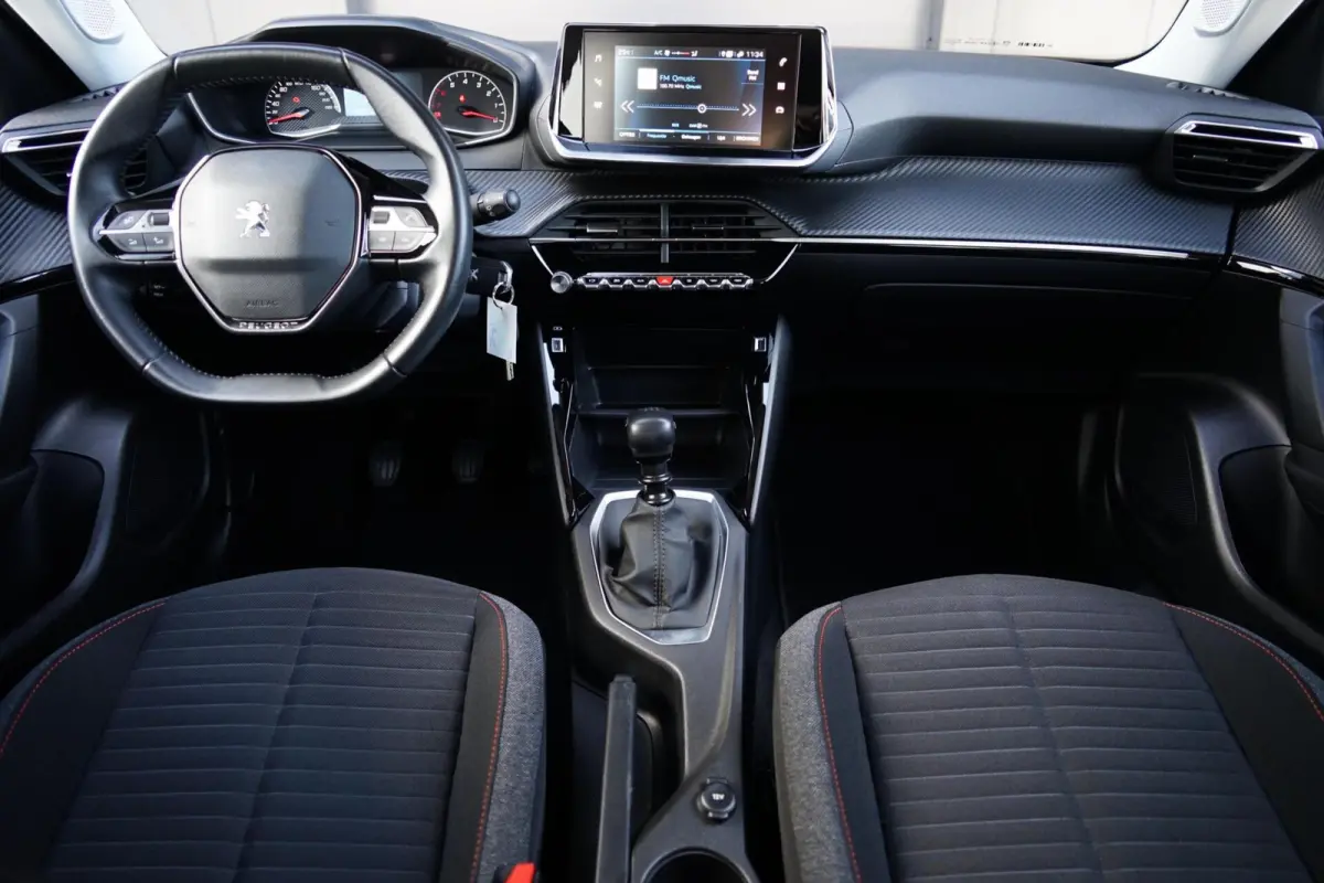 1.2 PureTech Active, NL, cruise, PDC, CarPlay