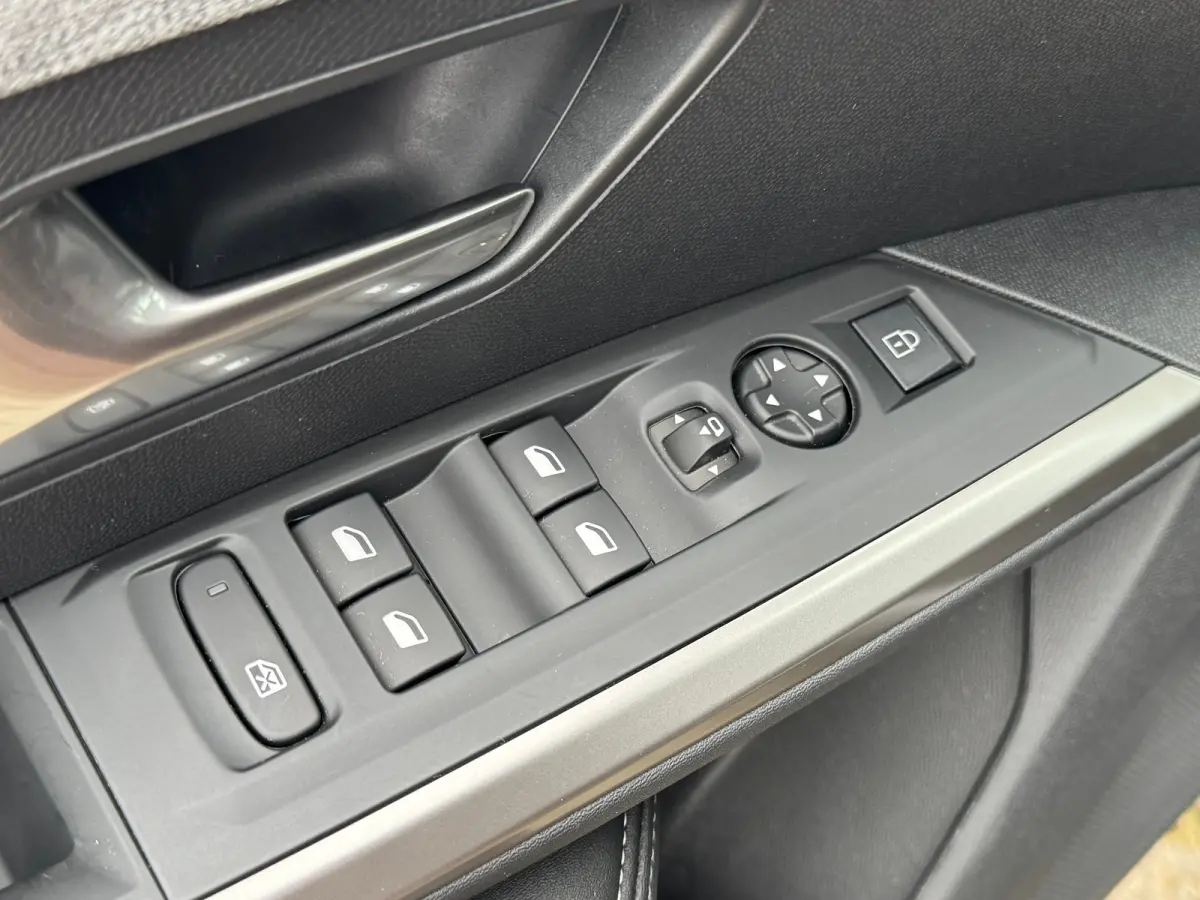1.6 Plug-in Hybrid 195 Allure 360-Graden Camera | Stoel/Stuur Verwarming | Navigatie | Adaptive Cruise Control
