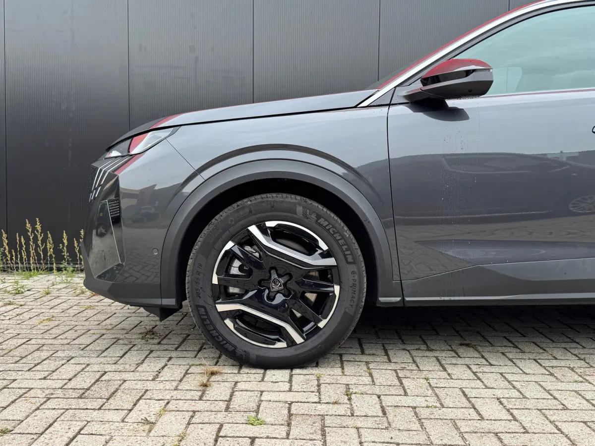 1.6 Plug-in Hybrid 195 Allure 360-Graden Camera | Stoel/Stuur Verwarming | Navigatie | Adaptive Cruise Control