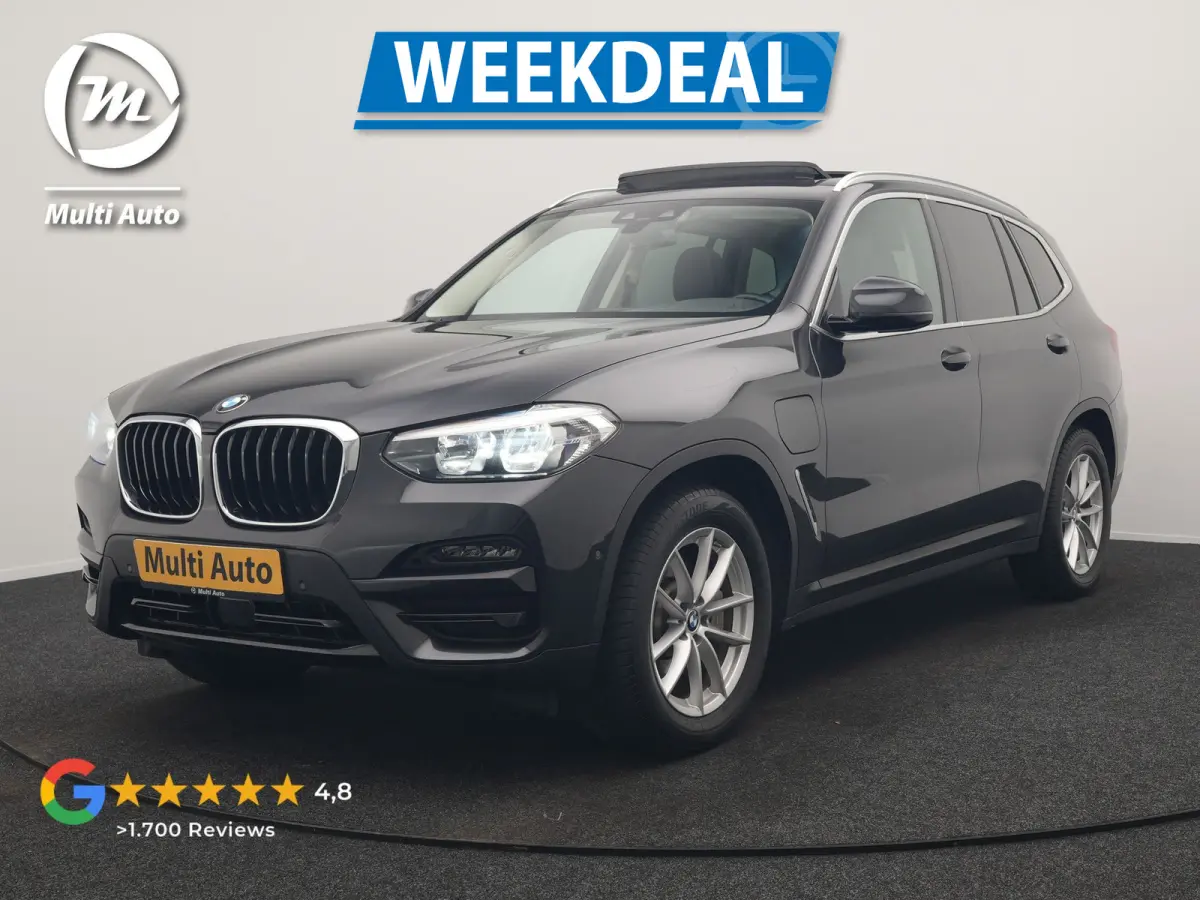 xDrive30e Advantage PHEV 293pk Dealer O.H. | Panodak | Adaptive Cruise | Camera | Harman / Kardon | Sportstoelen Verwarmd | Sfeerverlichting | Blis | Apple Carplay | Navigatie | DAB | Plug I