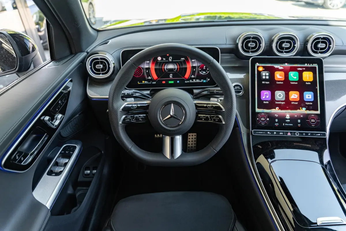 400e 4MATIC Sport Edition | Panoramaschuifdak | Premium pakket | DIGITAL LIGHT | 20" AMG-velgen
