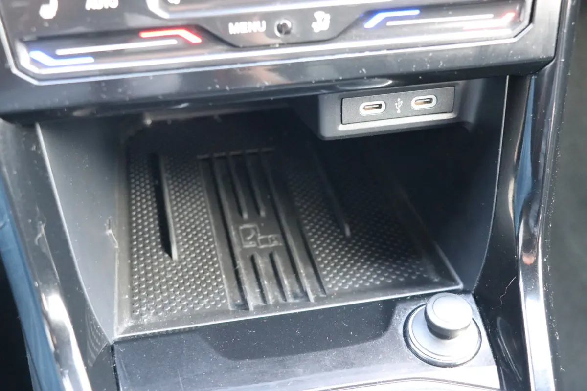 1.0 TSI Life Edition ACC | digital dash | Automaat |