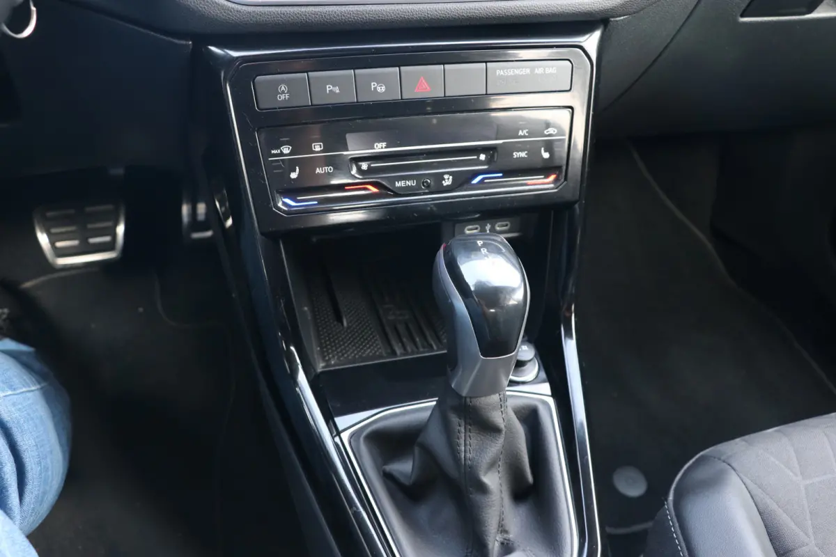 1.0 TSI Life Edition ACC | digital dash | Automaat |