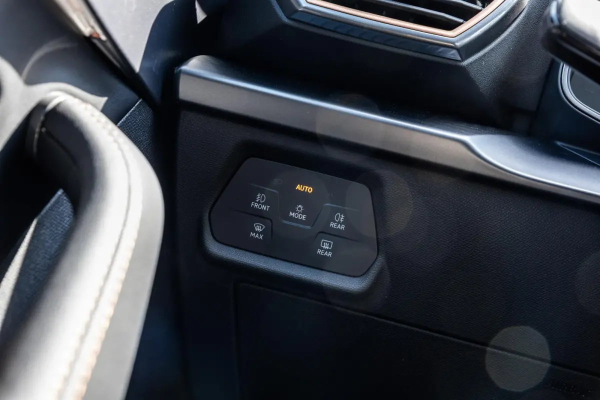 1.5 TSI e-Hybrid 204pk Business | Trekhaak Wegklapbaar | Sennheiser Audio