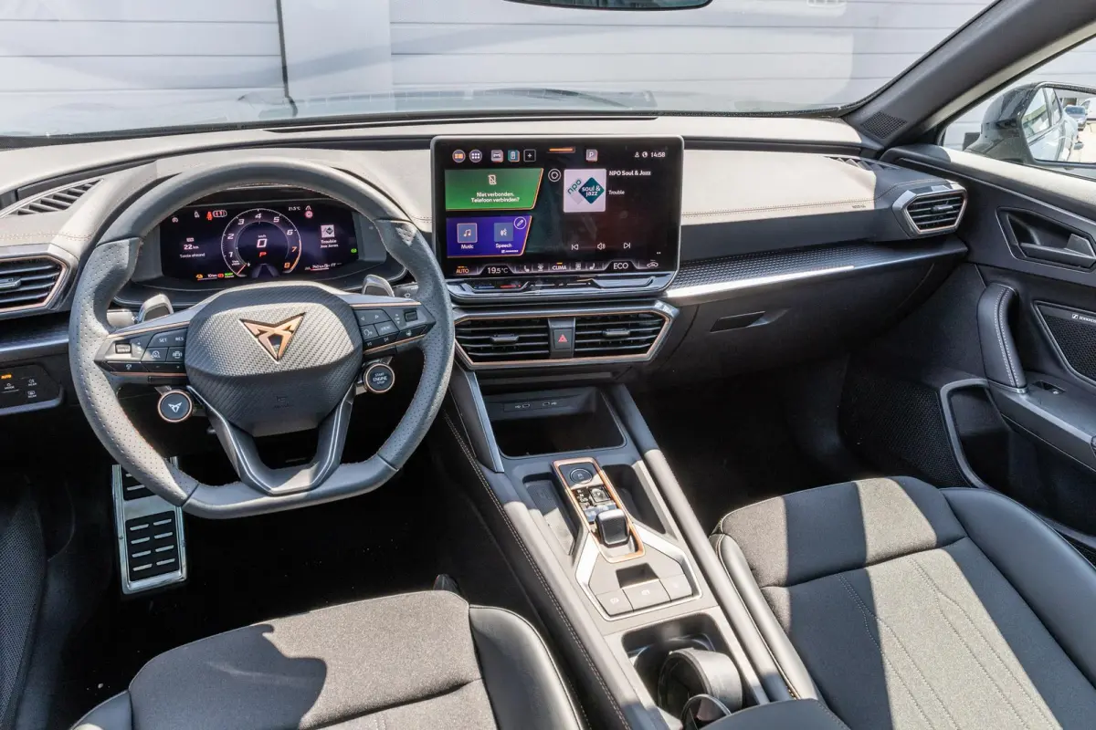 1.5 TSI e-Hybrid 204pk Business | Trekhaak Wegklapbaar | Sennheiser Audio