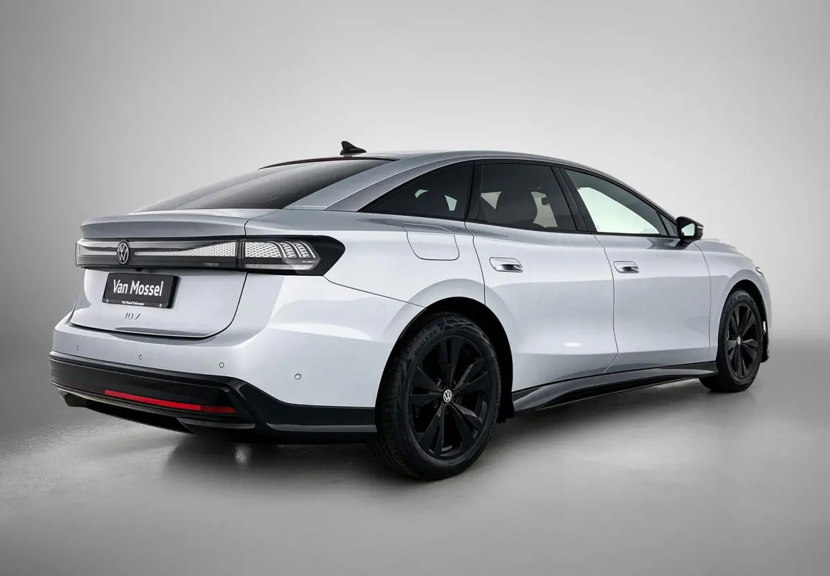 Pro Business 77 kWh 286 PK | IQ Lights | Elektrische achterklep | Apple Carplay draadloos | 360 Camera | Head-up display | Stoelverwarming | Stuurverwarming | Navigatie | Android Auto draadl