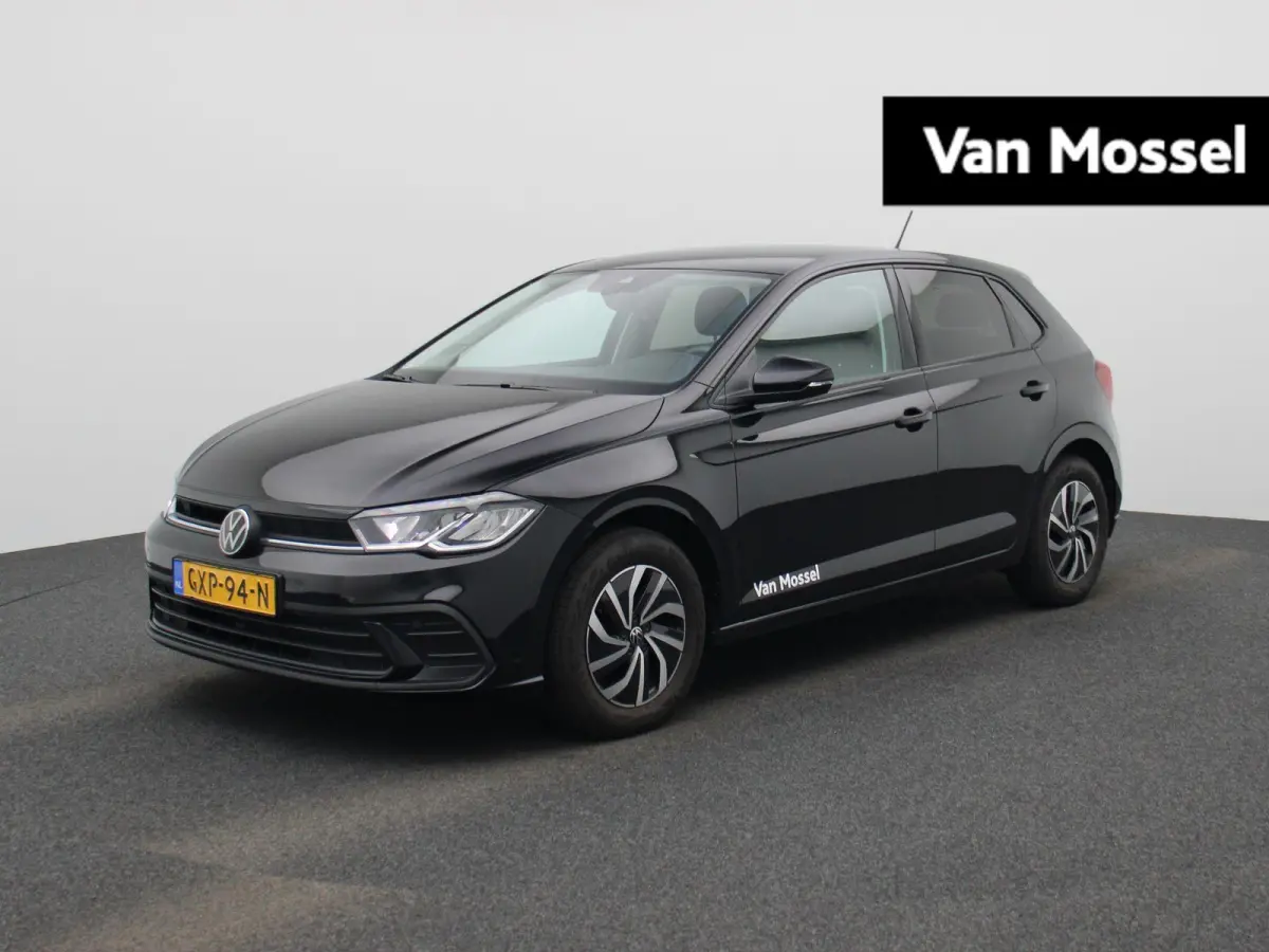 1.0 TSI Life Edition | 95 PK | EM | Navigatie | Climatronic (Automatische Airco) | Lichtmetalen Velgen | Parkeercamera | Carplay / Android Auto