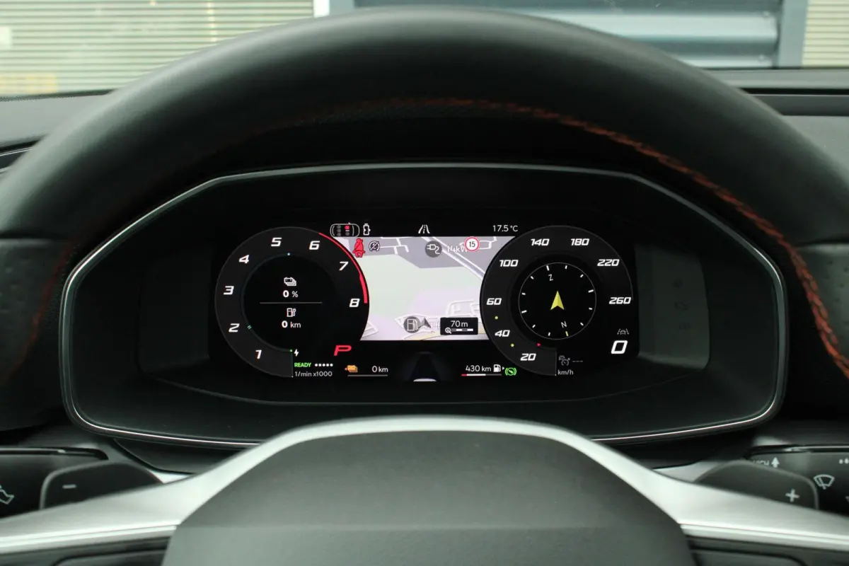 1.5 TSI e-Hybrid 204pk FR Business |Verlaagd | Black Pack | 18' velgen | Navigatie | Adaptief Cruise Control