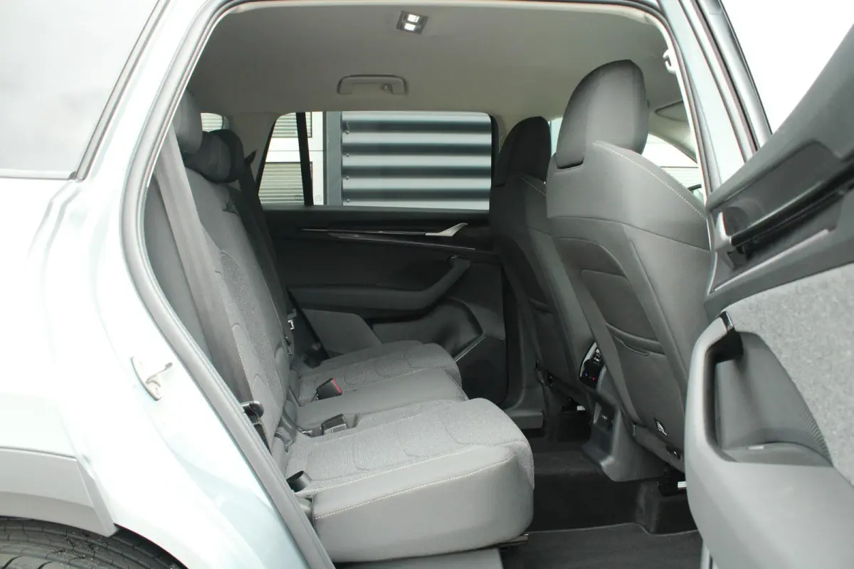 1.5 TSI 204pk PHEV Edition | Trekhaak | 19" Velgen | Getint Glas